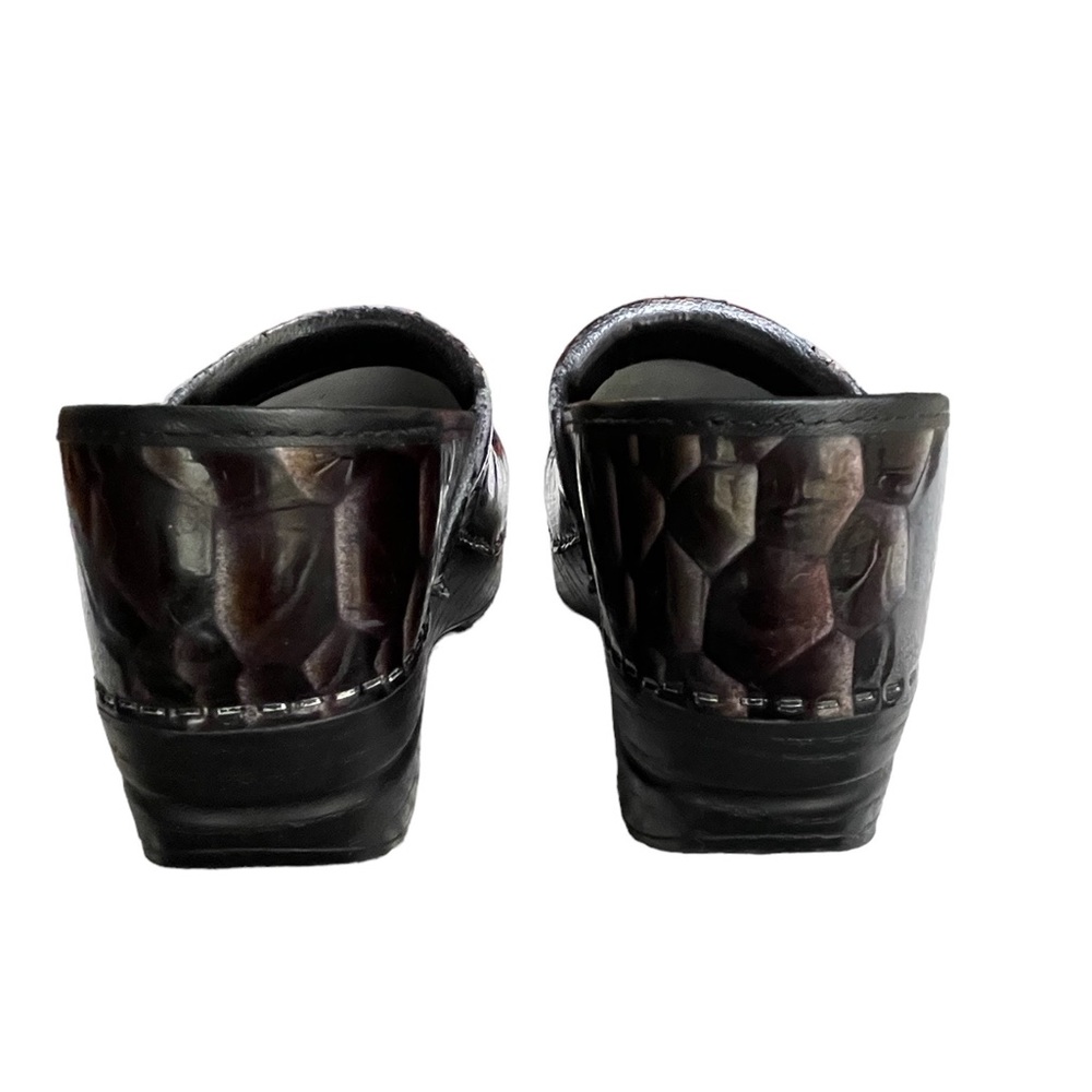 Dansko Snake Print Professional Clogs Size 7.5 - image 3
